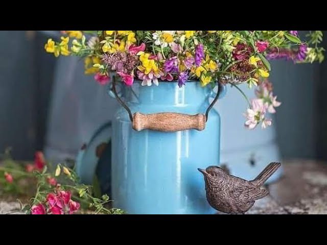 qué significa la decoración sostenible en Cómo decorar un jardín con estilo vintage